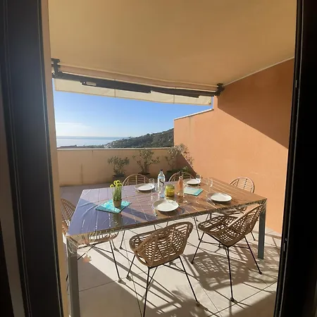 Superbe appartement neuf de haut standing Ajaccio (Corsica)